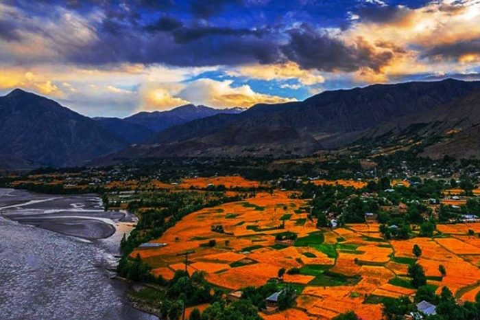 The Jewel of the North: Hunza and Azad Kashmir Tour Package
