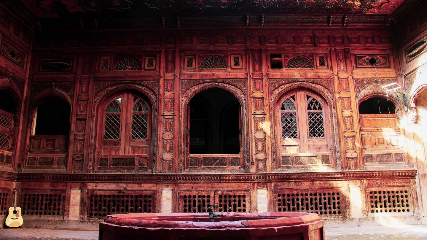 The intricate woodwork adorning the Sethi House, Peshawar