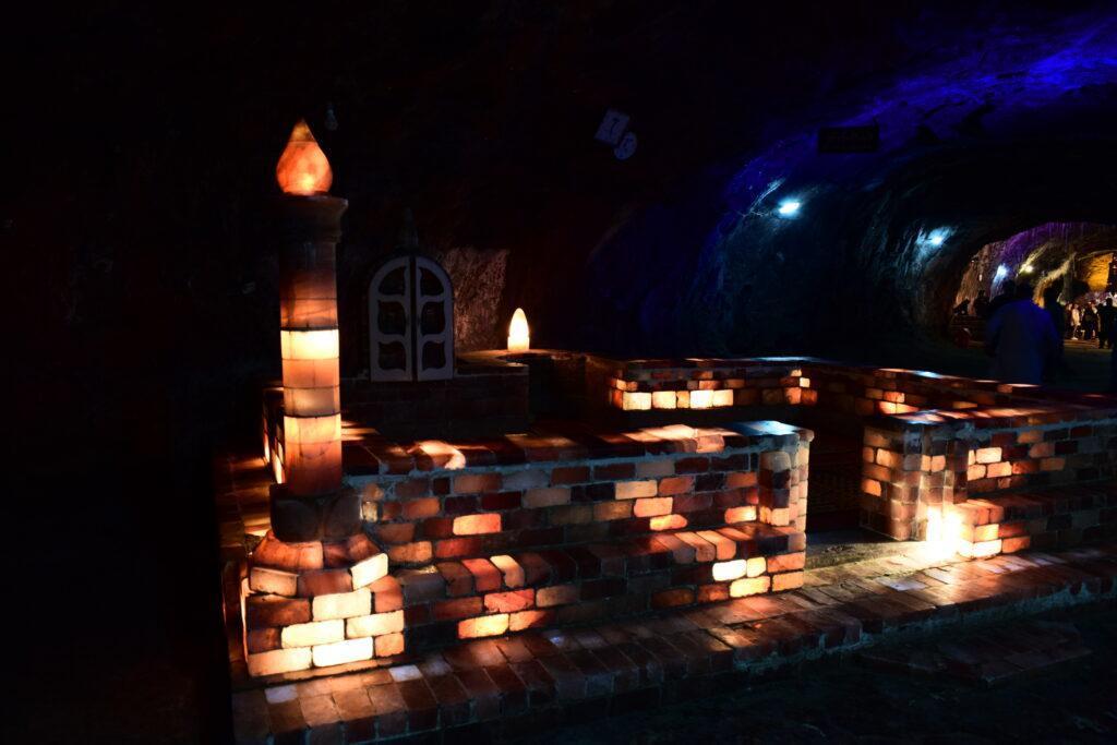 The alluring Mosque in Khewra Mine made with salt bricks