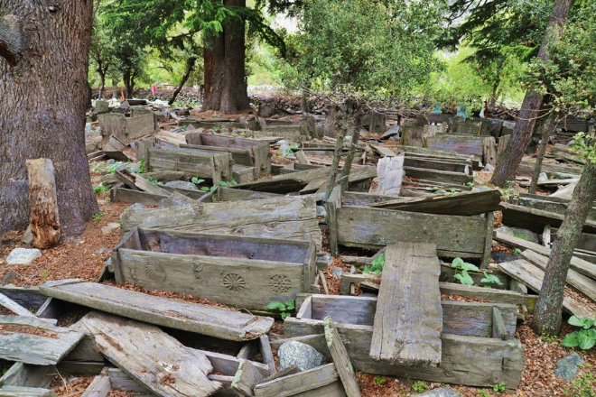 Kalash Cemetery