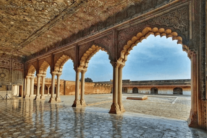 Sheesh Mahal